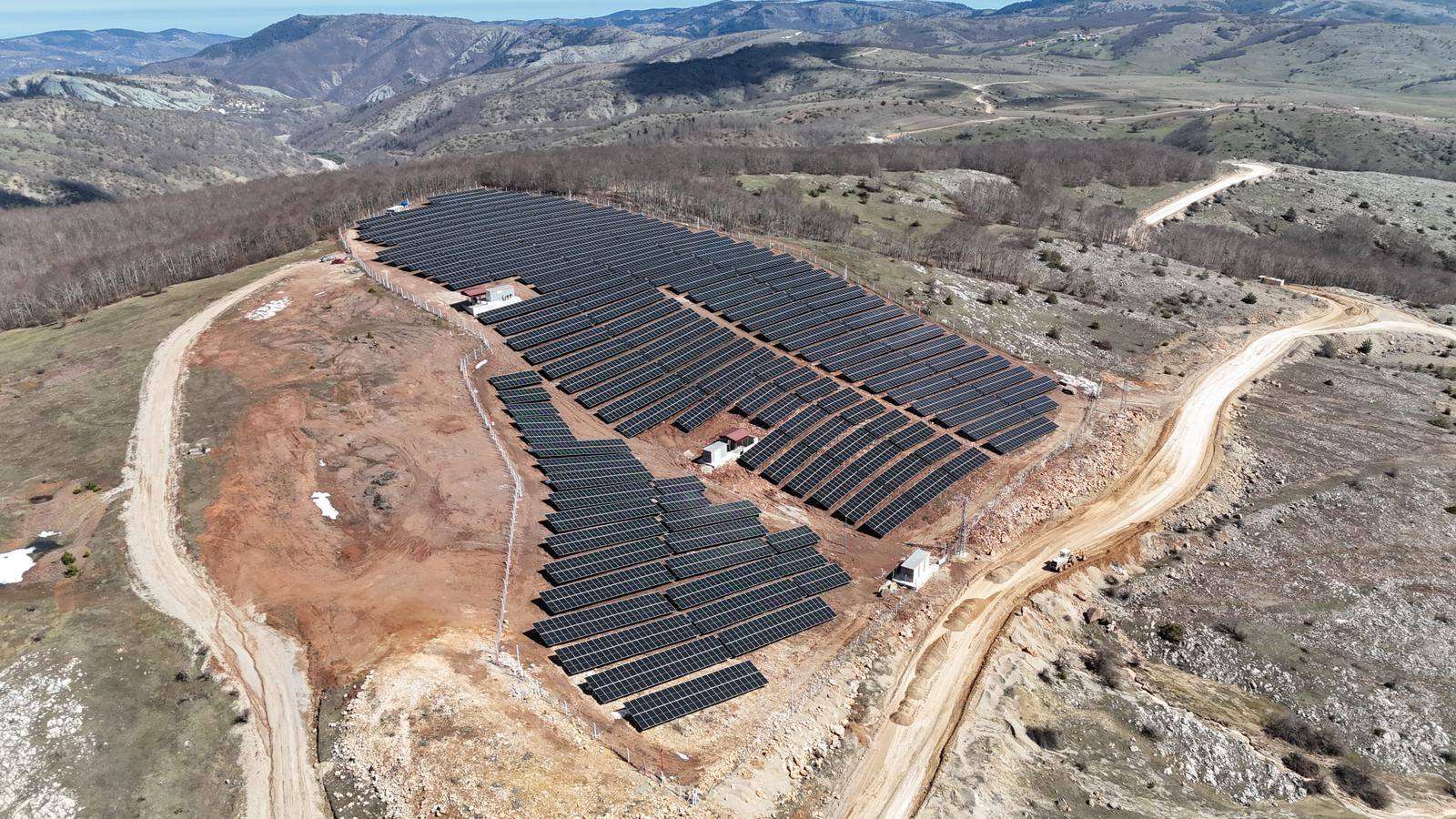 Yaylaoğlu Toprak Sanayi’den Sürdürülebilir Üretim Hamlesi yaylaoglu_gunes_enerjisi4